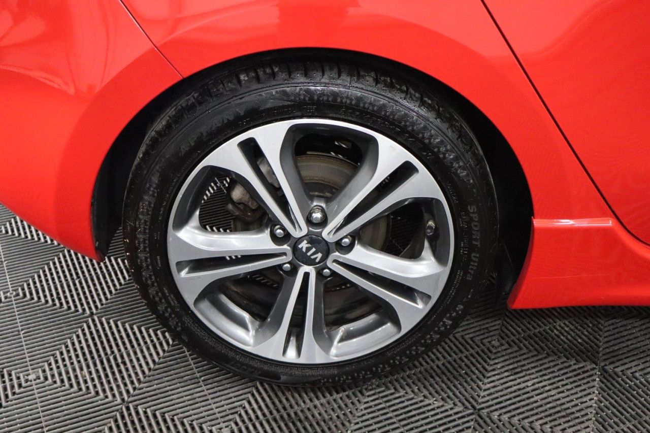 2018 KIA CEED 1.6 CRDi GT-Line Hatchback 5dr Diesel Manual Euro 6 (s/s) (134 bhp) EASY TO - vehicle photo 21 for sale on PureCar
