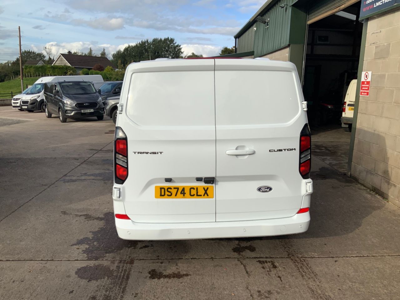 2024 FORD TRANSIT CUSTOM 2.0 280 EcoBlue Limited Panel Van 5dr Diesel Manual L1 H1 Euro 6 (s/s) (136 - vehicle photo 2 for sale on PureCar