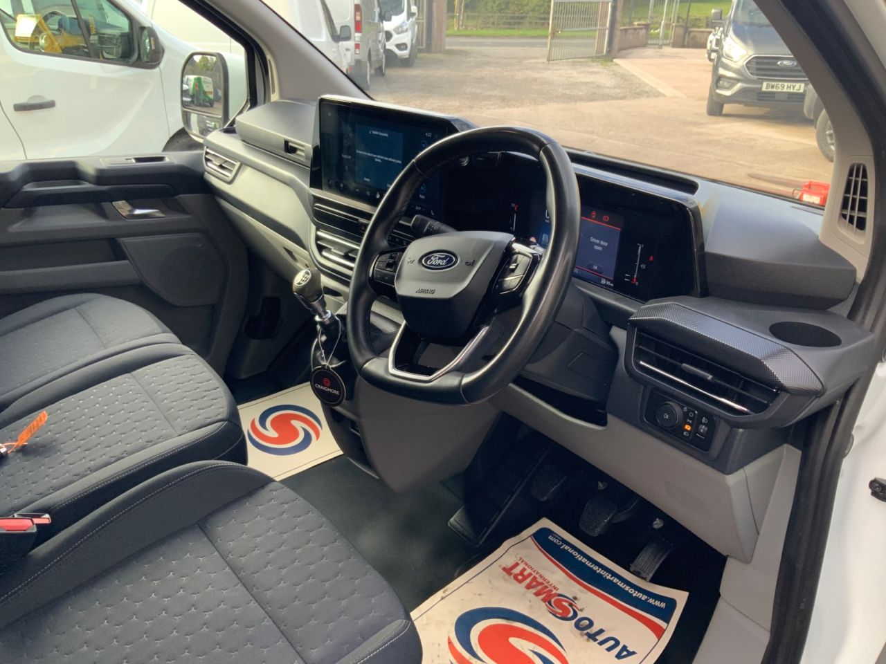 2024 FORD TRANSIT CUSTOM 2.0 280 EcoBlue Limited Panel Van 5dr Diesel Manual L1 H1 Euro 6 (s/s) (136 - vehicle photo 5 for sale on PureCar