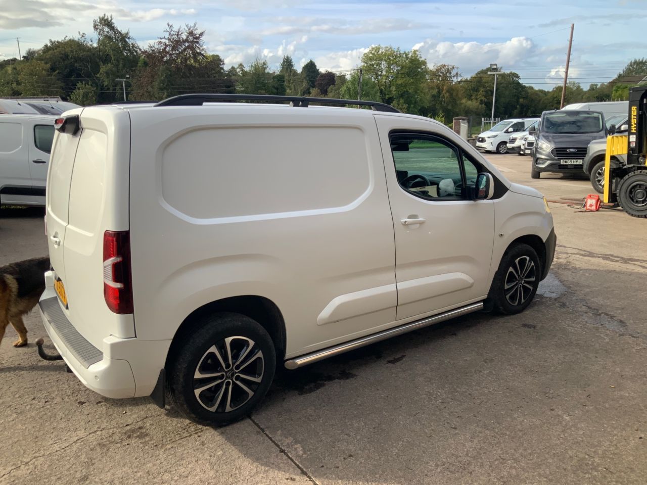 2020 CITROEN BERLINGO 1.6 BlueHDi 1000 Driver M Panel Van 5dr Diesel Manual SWB Euro 6 (s/s) (100 - vehicle photo 3 for sale on PureCar