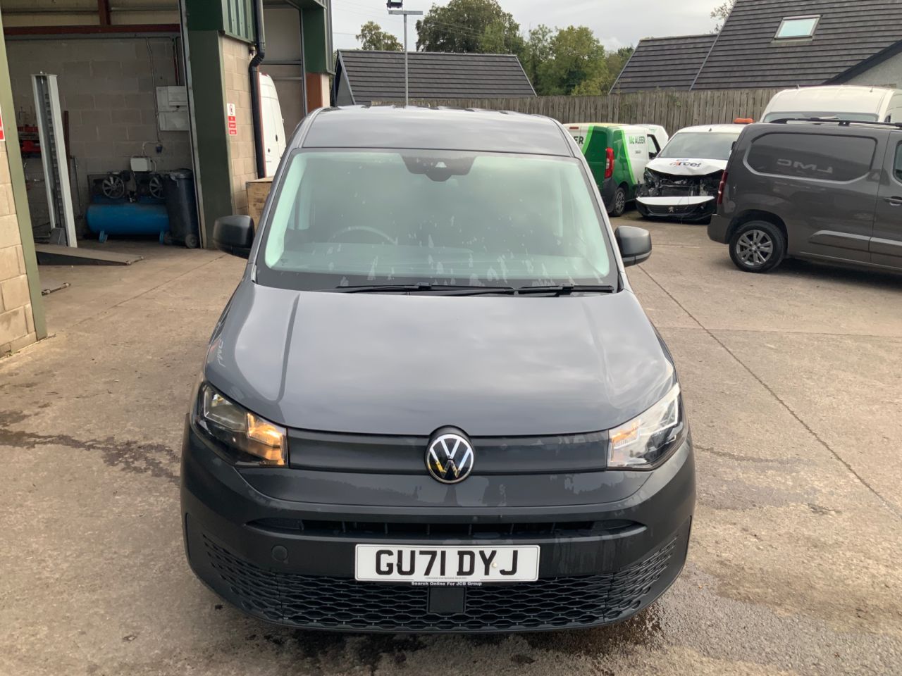 2021 VOLKSWAGEN CADDY 2.0 TDI C20 Commerce Panel Van 5dr Diesel Manual SWB Euro 6 (s/s) (102 ps) - vehicle photo 4 for sale on PureCar
