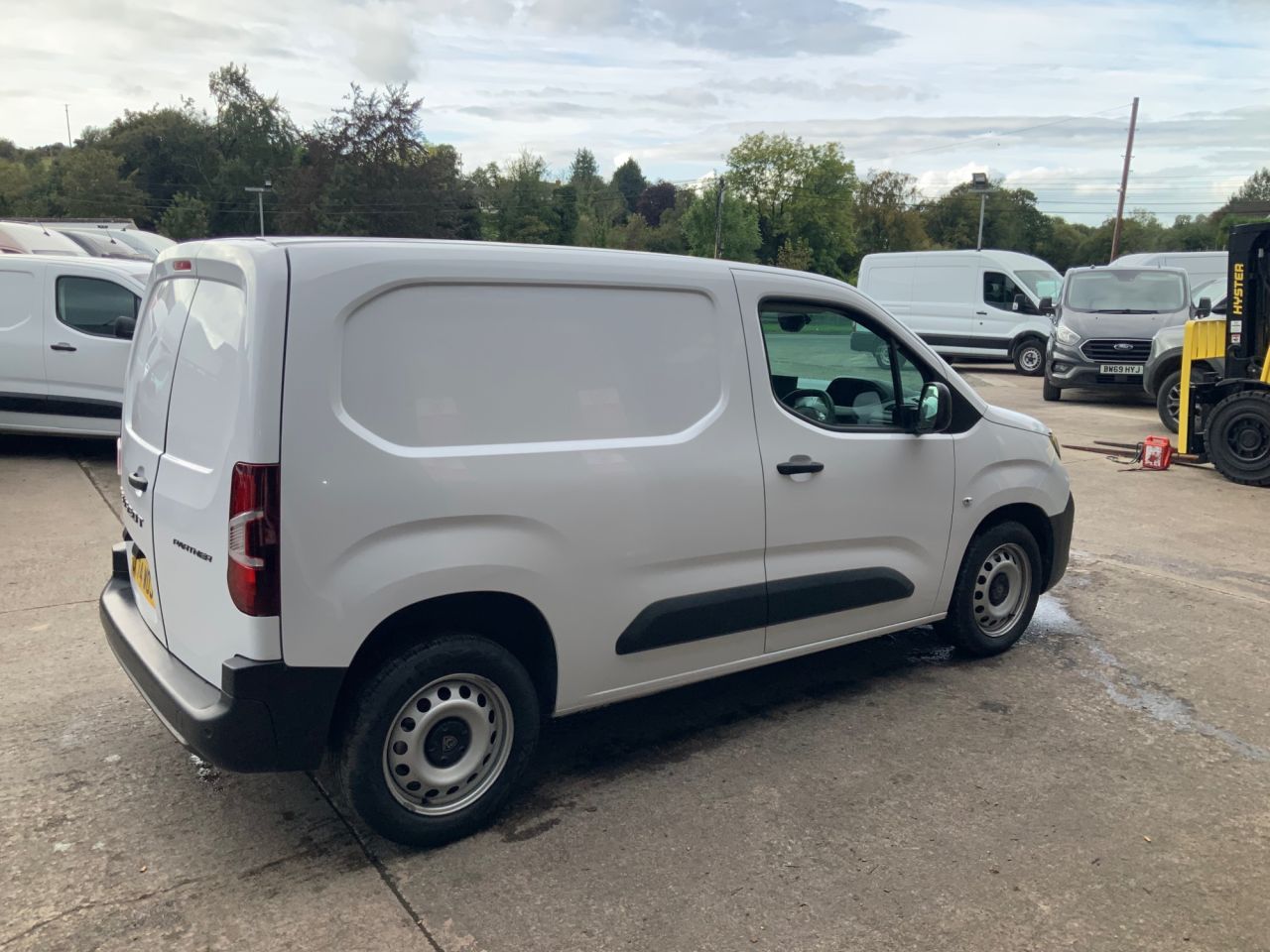 2024 PEUGEOT PARTNER 1.5 BlueHDi 1000 Professional Standard Panel Van 5dr Diesel Manual SWB Euro - vehicle photo 3 for sale on PureCar