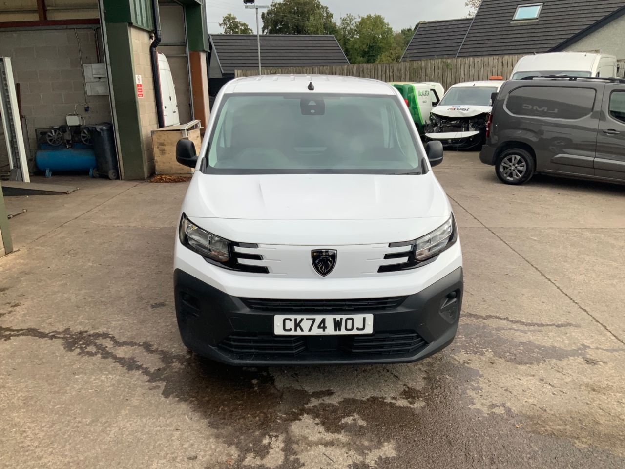 2024 PEUGEOT PARTNER 1.5 BlueHDi 1000 Professional Standard Panel Van 5dr Diesel Manual SWB Euro - vehicle photo 4 for sale on PureCar