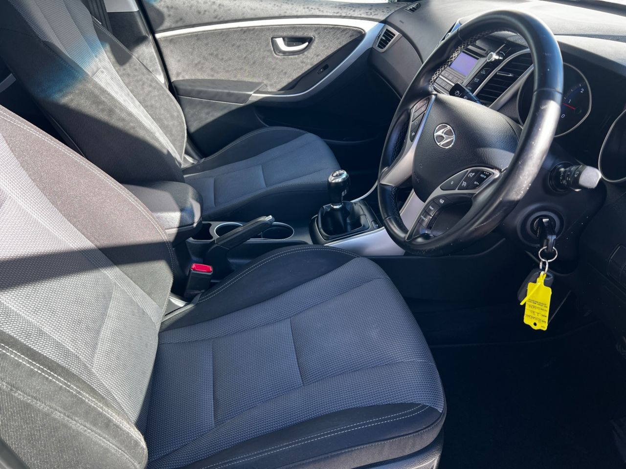 2016 HYUNDAI I30 1.6 CRDi Blue Drive SE Hatchback 5dr Diesel Manual Euro 6 (s/s) (110 ps) - vehicle photo 9 for sale on PureCar