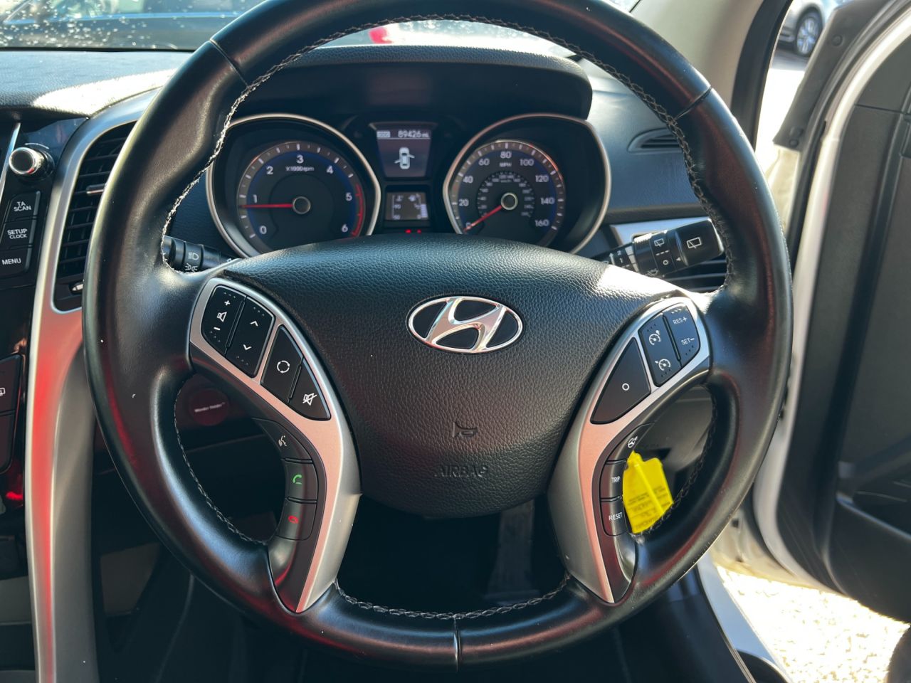 2016 HYUNDAI I30 1.6 CRDi Blue Drive SE Hatchback 5dr Diesel Manual Euro 6 (s/s) (110 ps) - vehicle photo 12 for sale on PureCar