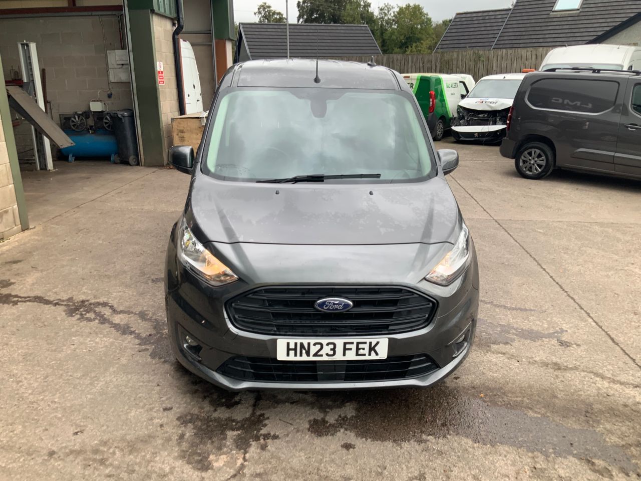 2023 FORD TRANSIT CONNECT 1.5 240 EcoBlue Limited Panel Van 5dr Diesel Manual L1 Euro 6 (s/s) (100 ps - vehicle photo 4 for sale on PureCar