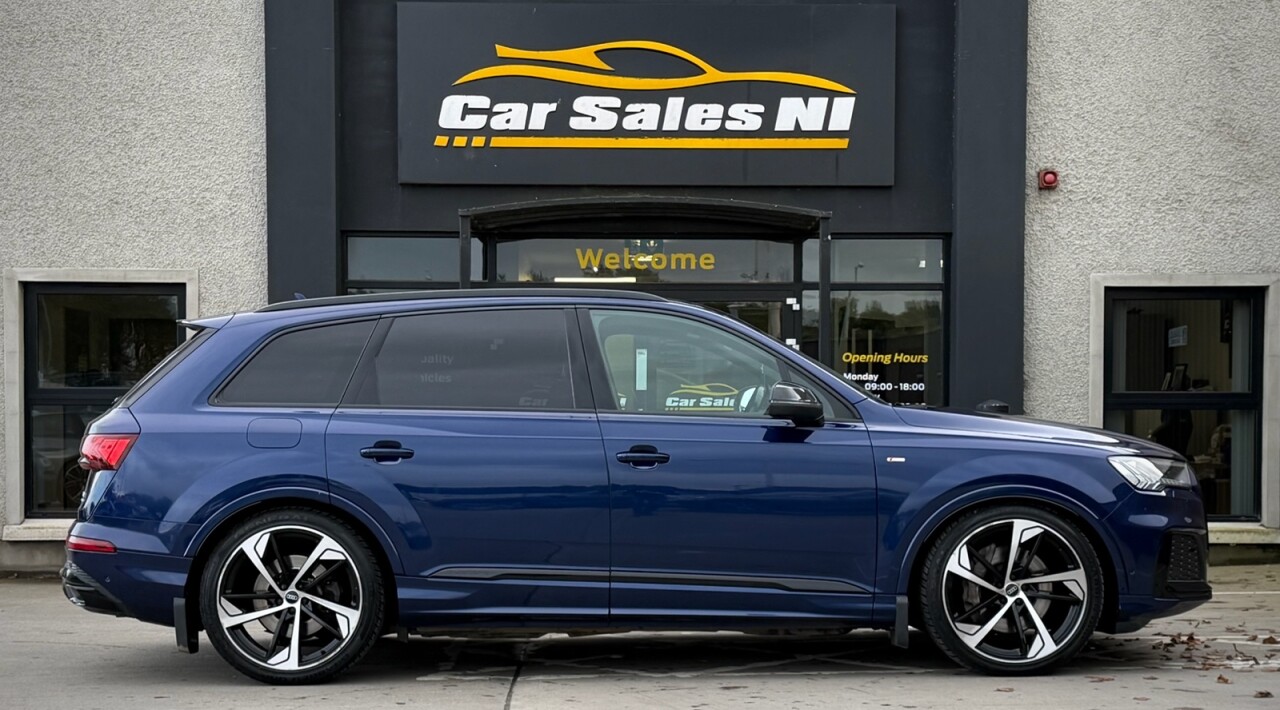 2022 AUDI Q7 Black Edition - vehicle photo 3 for sale on PureCar