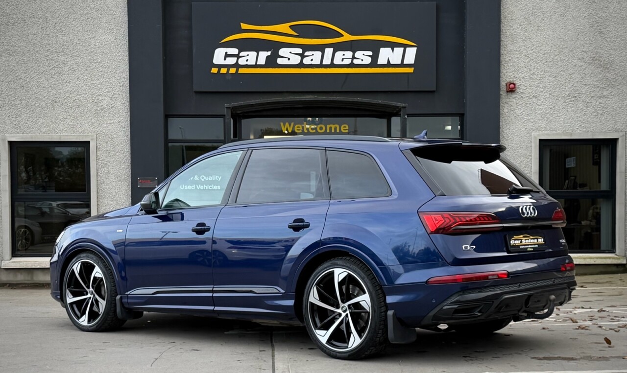 2022 AUDI Q7 Black Edition - vehicle photo 6 for sale on PureCar