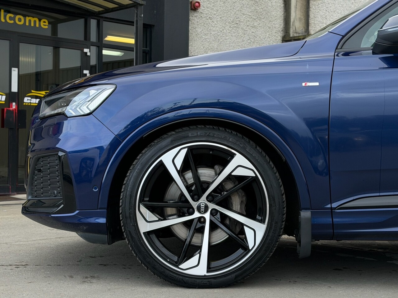 2022 AUDI Q7 Black Edition - vehicle photo 8 for sale on PureCar