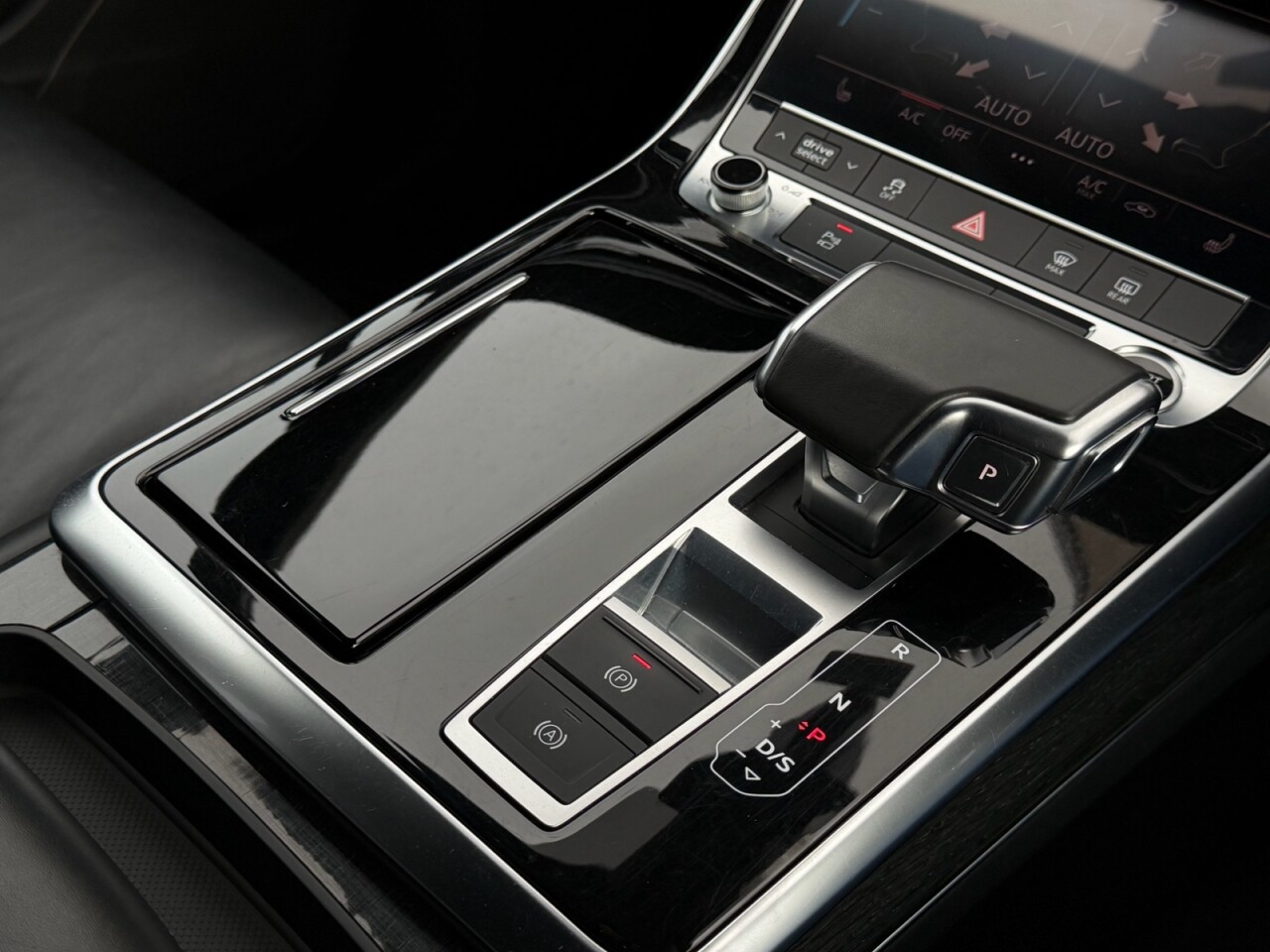 2022 AUDI Q7 Black Edition - vehicle photo 19 for sale on PureCar