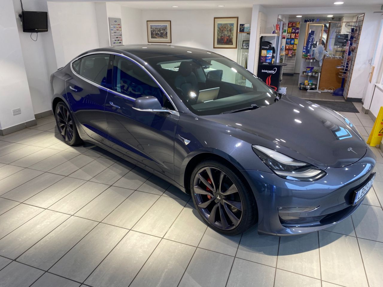 2019 TESLA MODEL 3