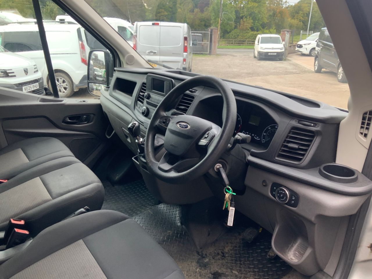 2022 FORD TRANSIT 2.0 350 EcoBlue Leader Panel Van 5dr Diesel Manual FWD L2 H2 Euro 6 (s/s) ( - vehicle photo 5 for sale on PureCar