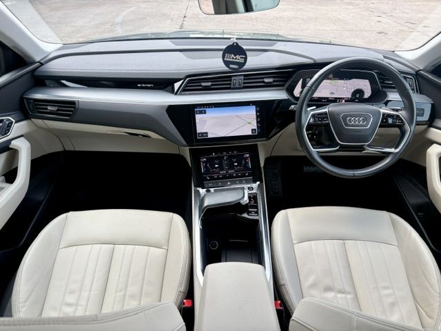 2023 AUDI Q8 E-TRON 50 Sport SUV 5dr Electric Auto quattro 95kWh (11kW Charger) (340 ps) - vehicle photo 12 for sale on PureCar