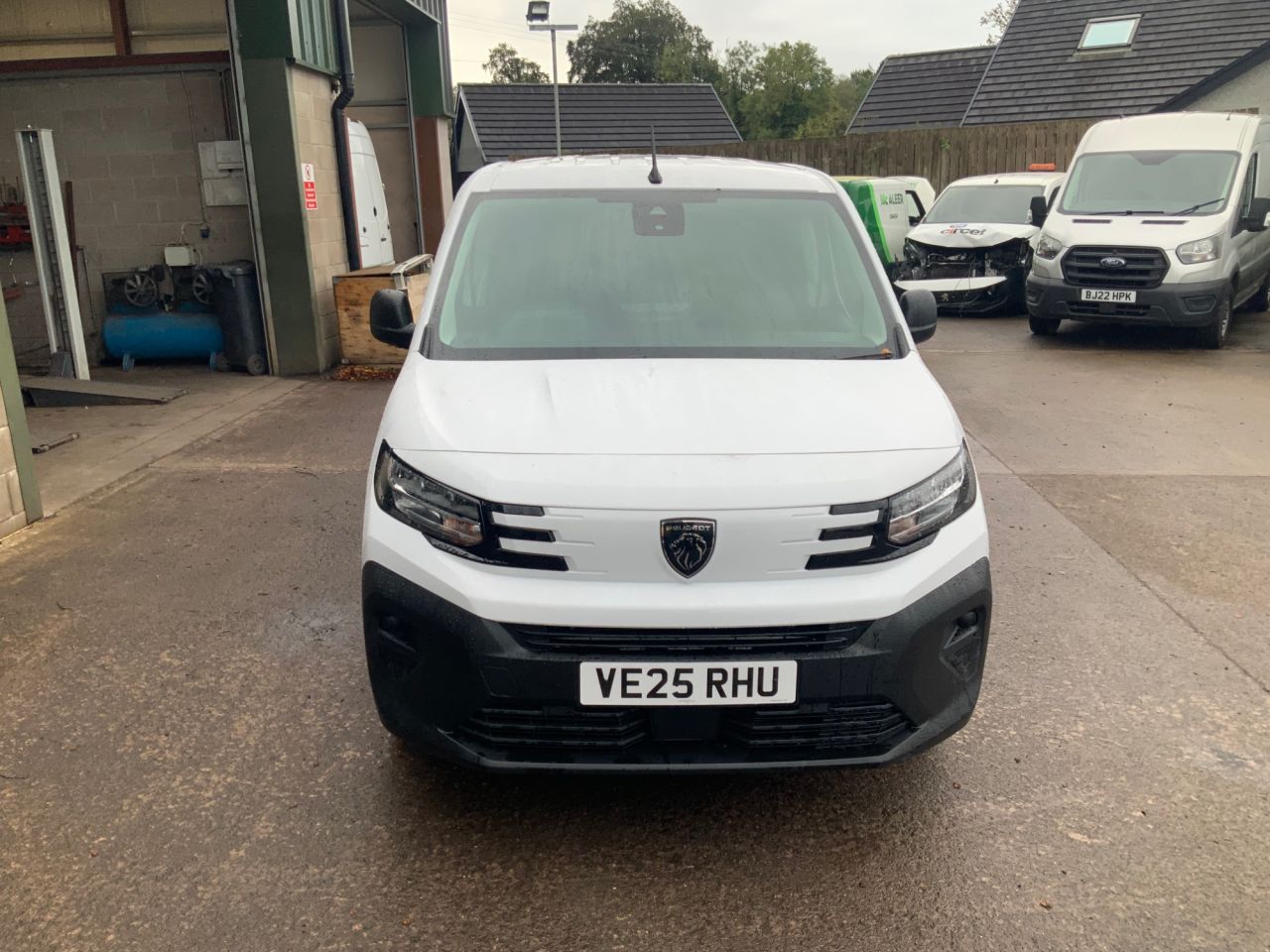 2025 PEUGEOT PARTNER 1.5 BlueHDi 1000 Professional-Plus Standard Panel Van 5dr Diesel Manual SWB - vehicle photo 4 for sale on PureCar