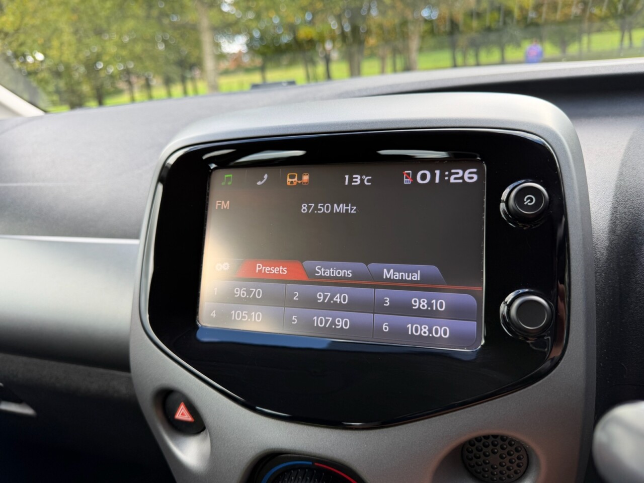 2019 TOYOTA AYGO 1.0 VVT-i x-play Hatchback 5dr Petrol Manual Euro 6 (71 ps) - vehicle photo 22 for sale on PureCar