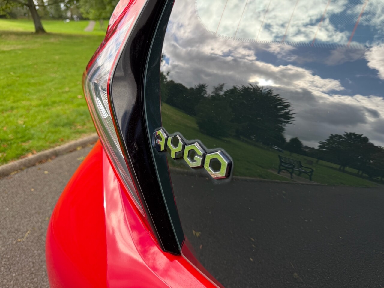 2019 TOYOTA AYGO 1.0 VVT-i x-play Hatchback 5dr Petrol Manual Euro 6 (71 ps) - vehicle photo 25 for sale on PureCar