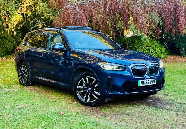 2022 BMW iX3
