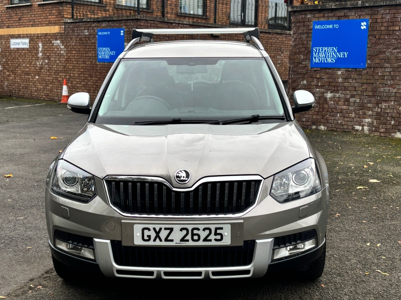 2014 SKODA YETI 2.0 TDI Elegance Outdoor 5dr Diesel Manual Euro 5 (110 ps) - vehicle photo 2 for sale on PureCar