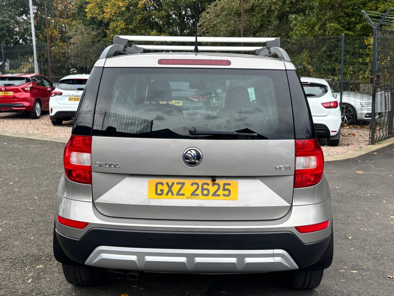 2014 SKODA YETI 2.0 TDI Elegance Outdoor 5dr Diesel Manual Euro 5 (110 ps) - vehicle photo 6 for sale on PureCar