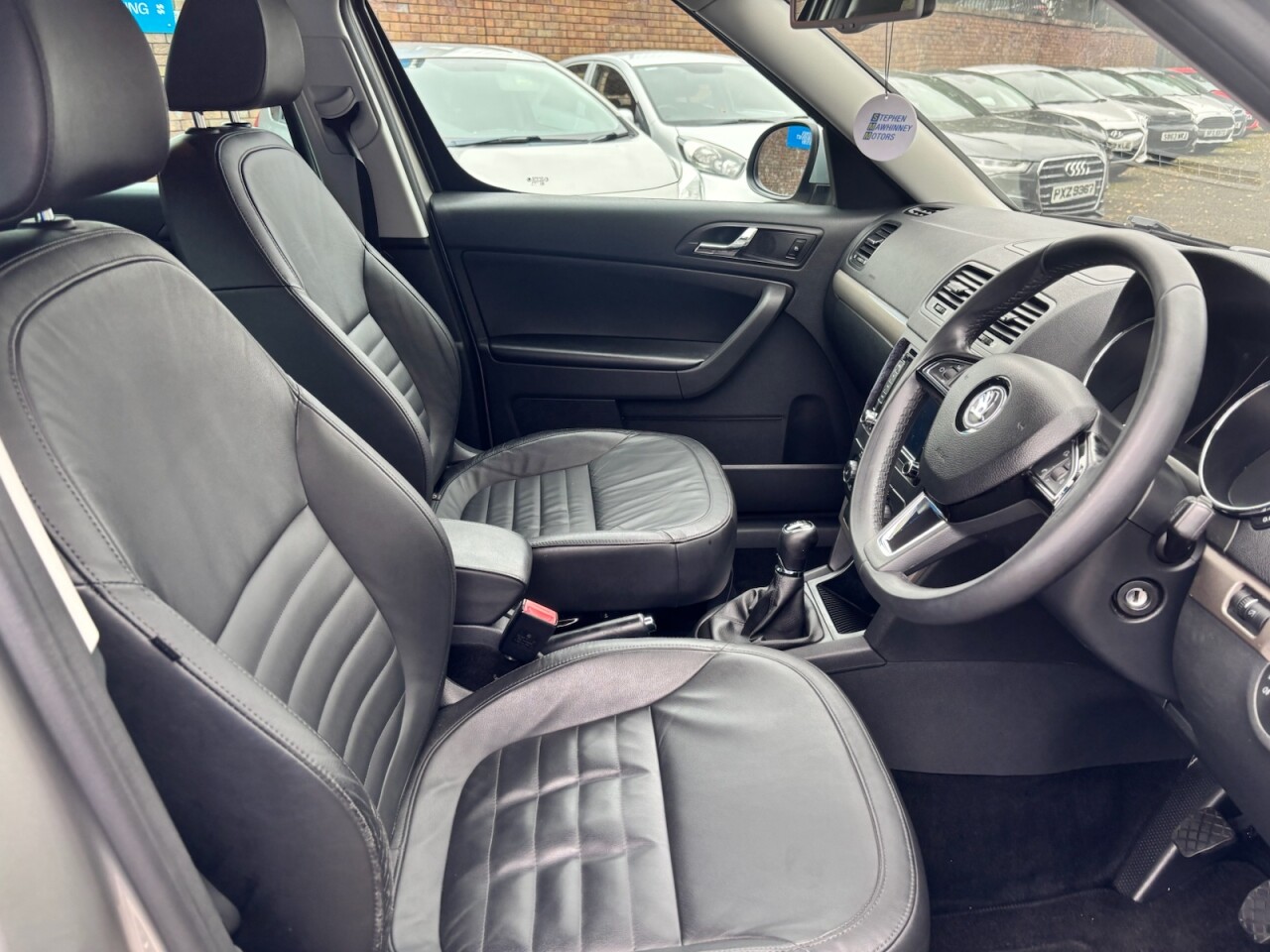 2014 SKODA YETI 2.0 TDI Elegance Outdoor 5dr Diesel Manual Euro 5 (110 ps) - vehicle photo 9 for sale on PureCar