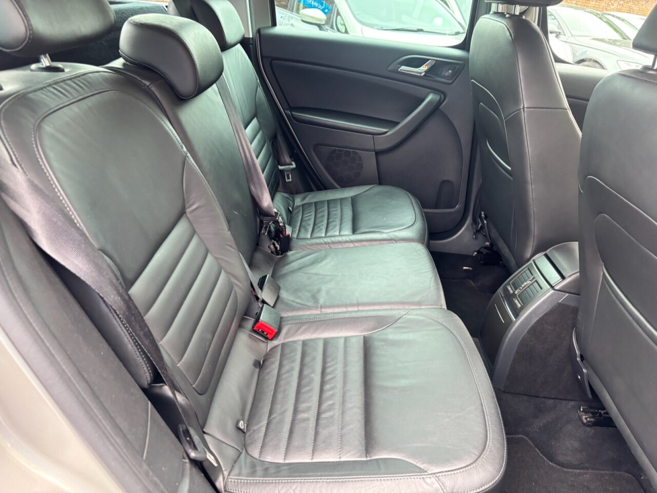 2014 SKODA YETI 2.0 TDI Elegance Outdoor 5dr Diesel Manual Euro 5 (110 ps) - vehicle photo 11 for sale on PureCar