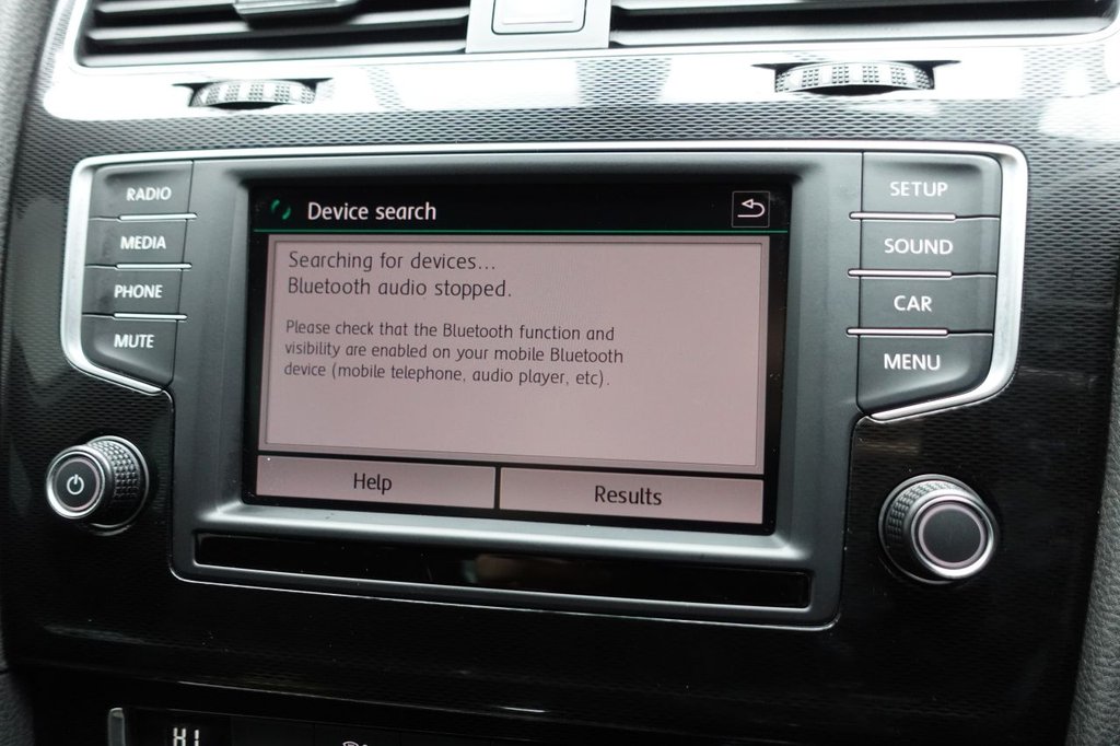 2016 Volkswagen Golf — image 15