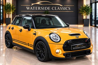 2015 MINI Hatch