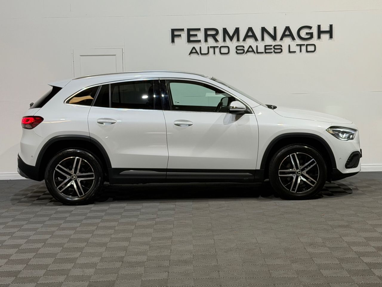 2022 MERCEDES GLA 2.0 GLA200d Sport (Executive) SUV 5dr Diesel 8G-DCT Euro 6 (s/s) (150 ps) - vehicle photo 2 for sale on PureCar