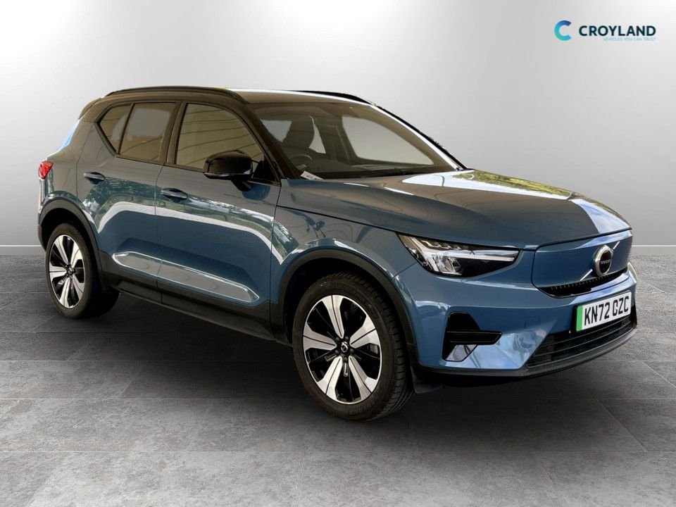 2022 Volvo XC40
