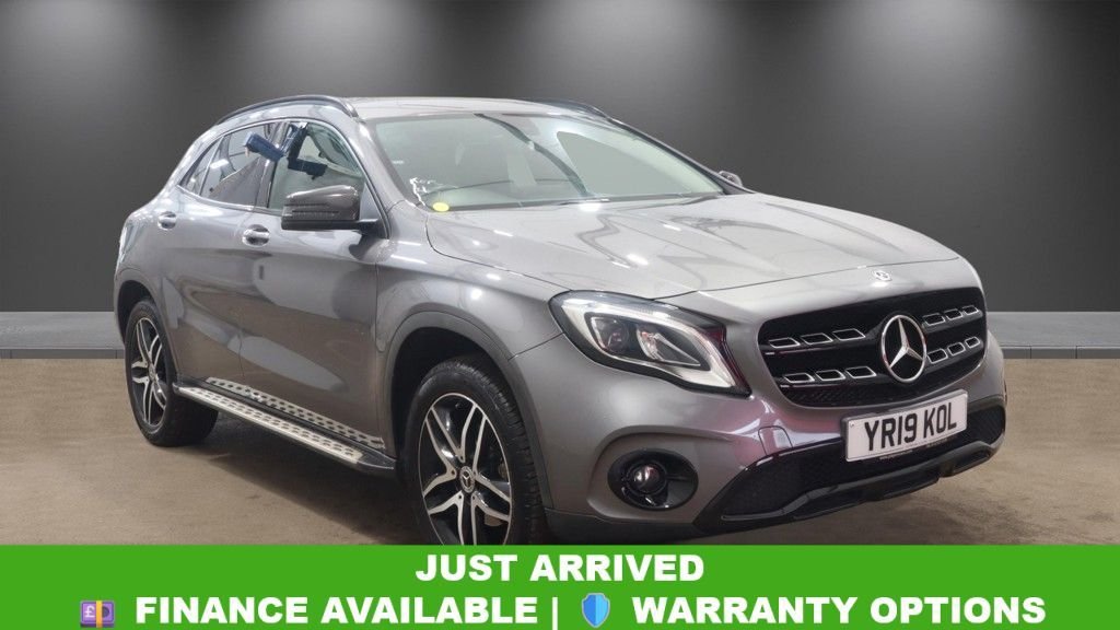 2019 Mercedes-Benz GLA — image 1