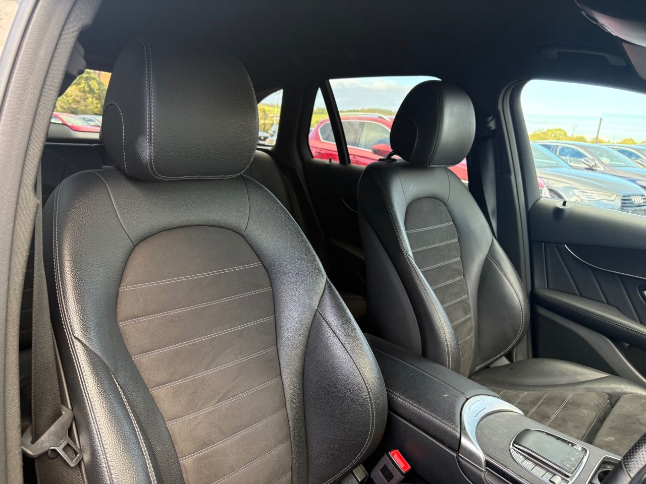 2021 MERCEDES GLC 2.0 GLC220d AMG Line SUV 5dr Diesel G-Tronic+ 4MATIC Euro 6 (s/s) (194 ps) - vehicle photo 10 for sale on PureCar