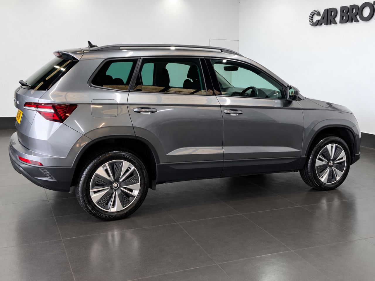 2023 SKODA KAROQ 1.0 TSI SE Drive SUV 5dr Petrol Manual Euro 6 (s/s) (110 ps) - vehicle photo 6 for sale on PureCar