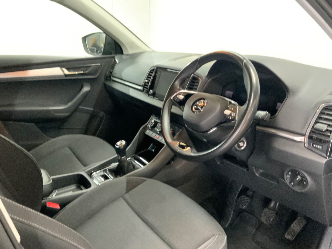 2023 SKODA KAROQ 1.0 TSI SE Drive SUV 5dr Petrol Manual Euro 6 (s/s) (110 ps) - vehicle photo 15 for sale on PureCar