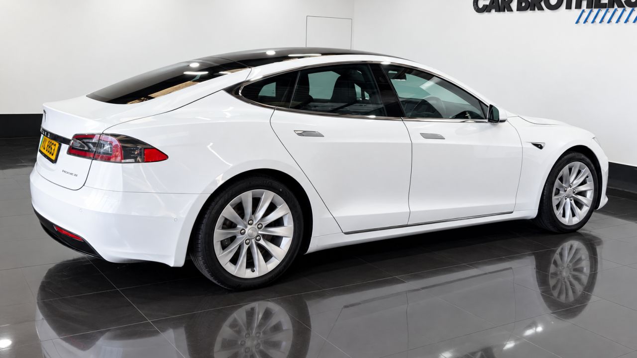 2019 TESLA MODEL S (Dual Motor) Long Range Hatchback 5dr Electric Auto 4WD (417 bhp) - vehicle photo 6 for sale on PureCar