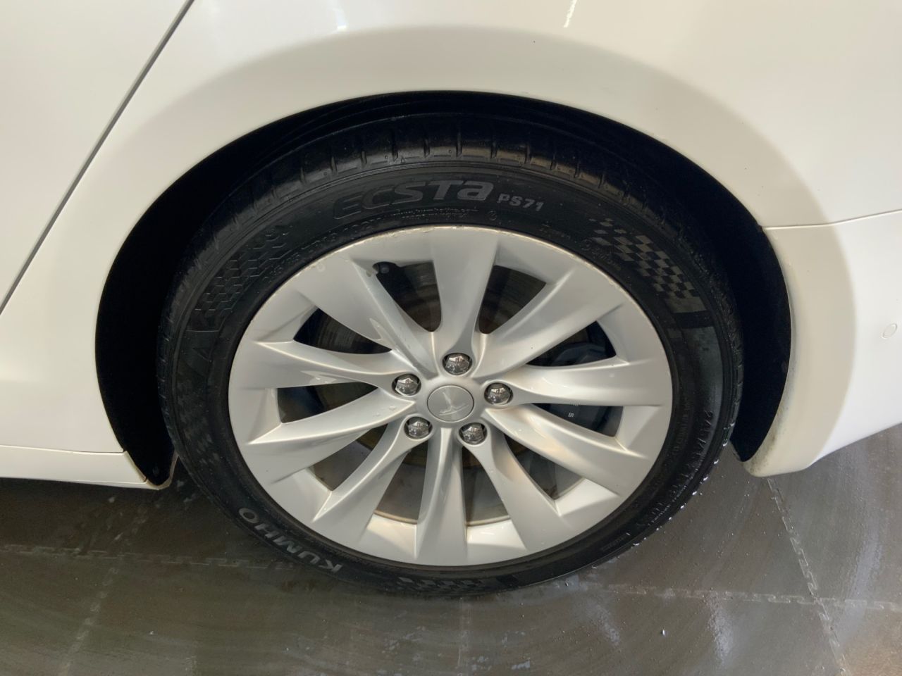 2019 TESLA MODEL S (Dual Motor) Long Range Hatchback 5dr Electric Auto 4WD (417 bhp) - vehicle photo 12 for sale on PureCar