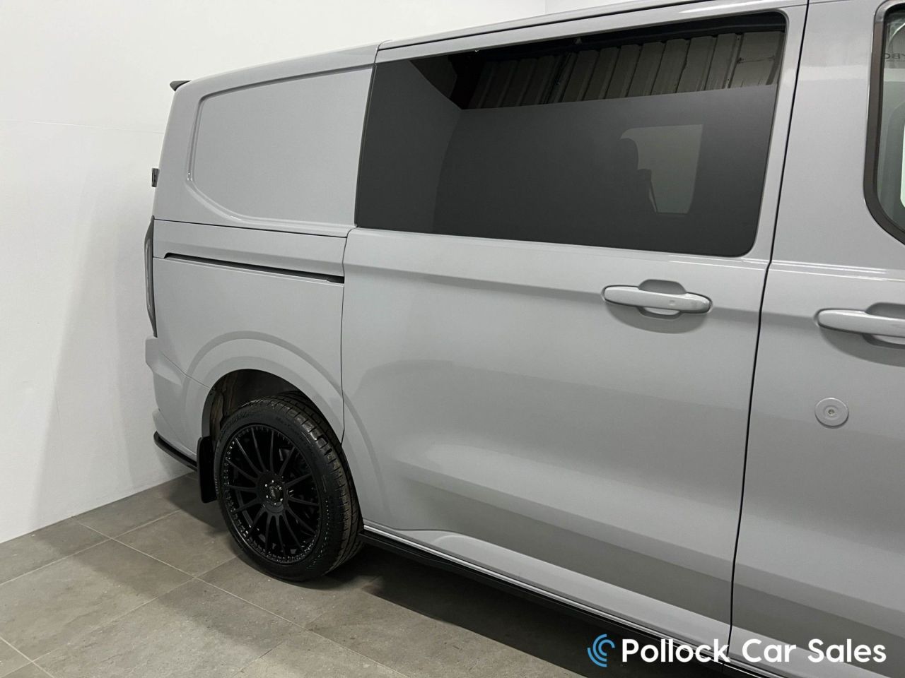 2026 FORD TRANSIT CUSTOM 2.0 320 EcoBlue Limited Crew Van Double Cab 5dr Diesel Auto L2 H1 Euro 6 (s - vehicle photo 10 for sale on PureCar