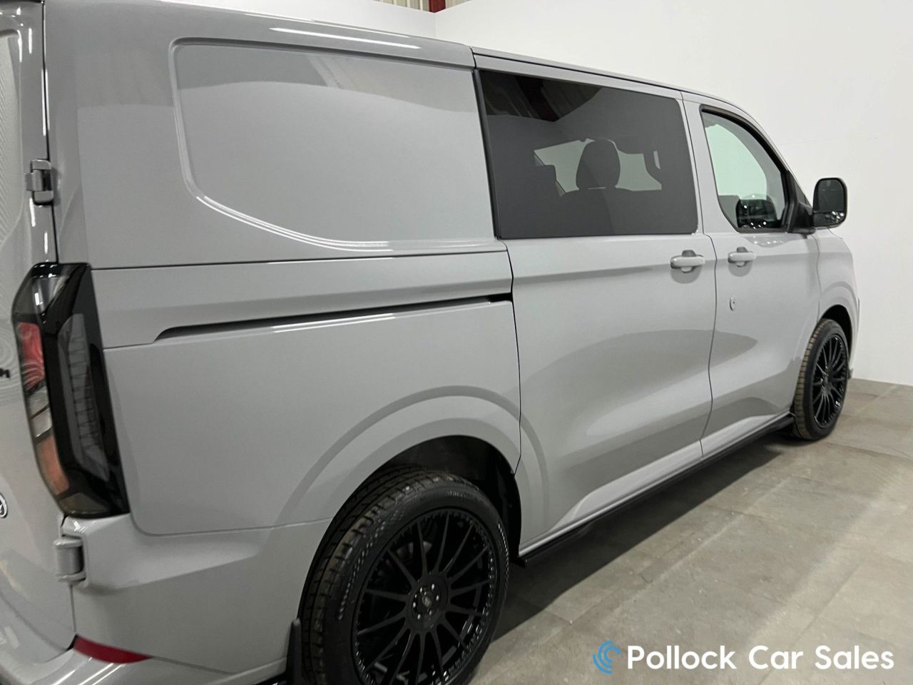 2026 FORD TRANSIT CUSTOM 2.0 320 EcoBlue Limited Crew Van Double Cab 5dr Diesel Auto L2 H1 Euro 6 (s - vehicle photo 24 for sale on PureCar