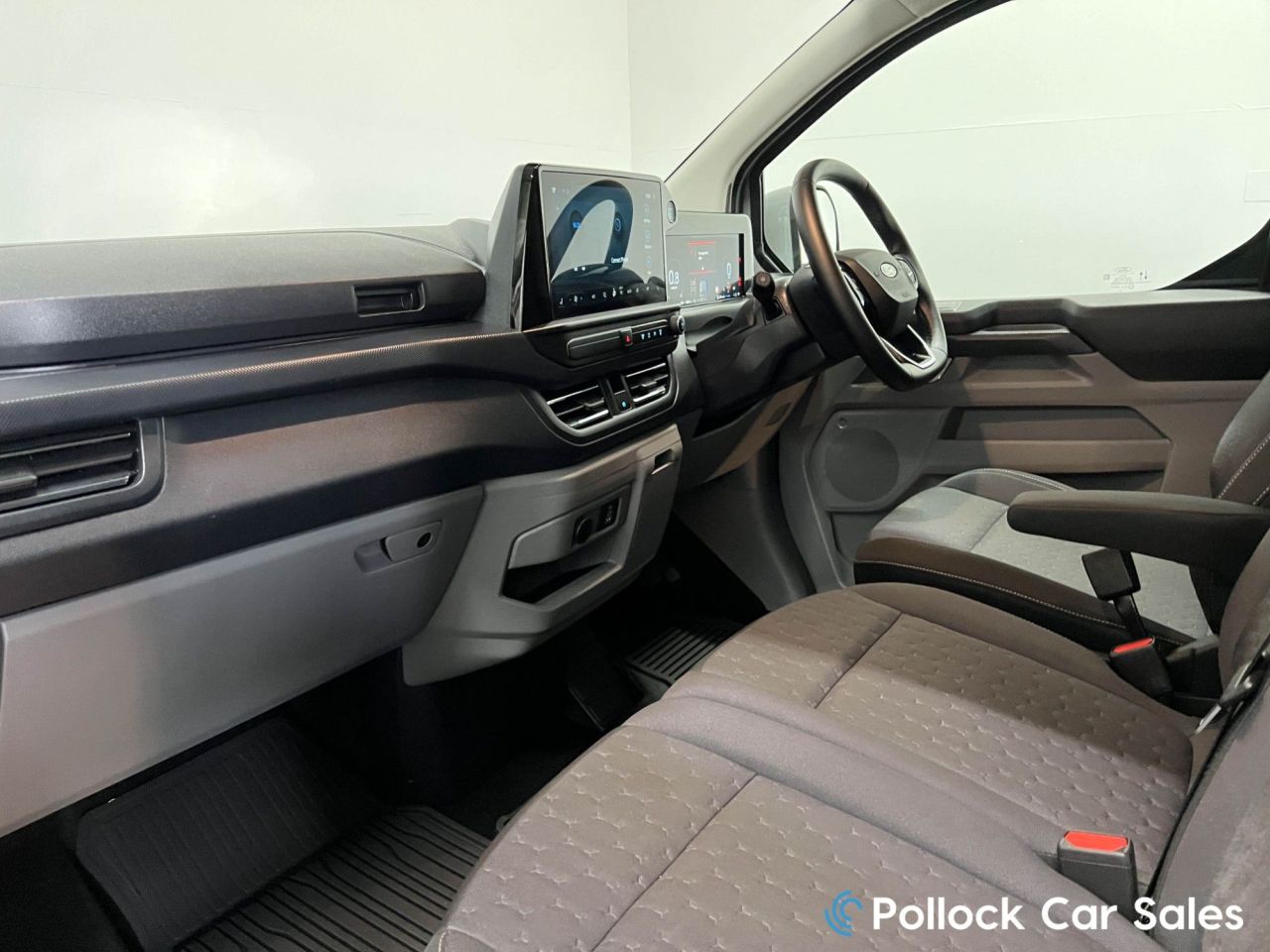 2026 FORD TRANSIT CUSTOM 2.0 320 EcoBlue Limited Crew Van Double Cab 5dr Diesel Auto L2 H1 Euro 6 (s - vehicle photo 31 for sale on PureCar