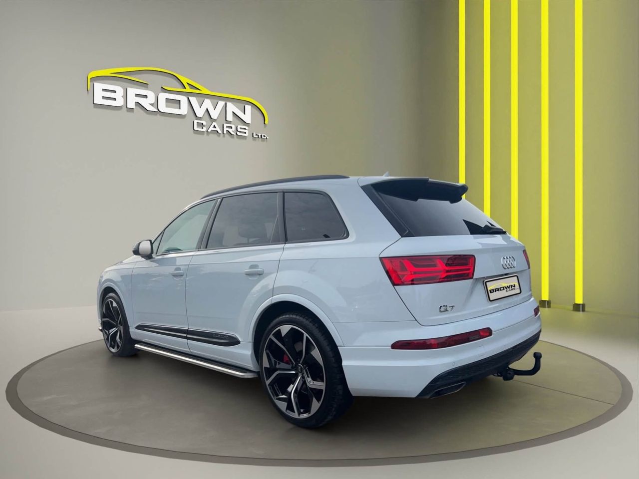 2019 AUDI Q7 S Line - vehicle photo 6 for sale on PureCar