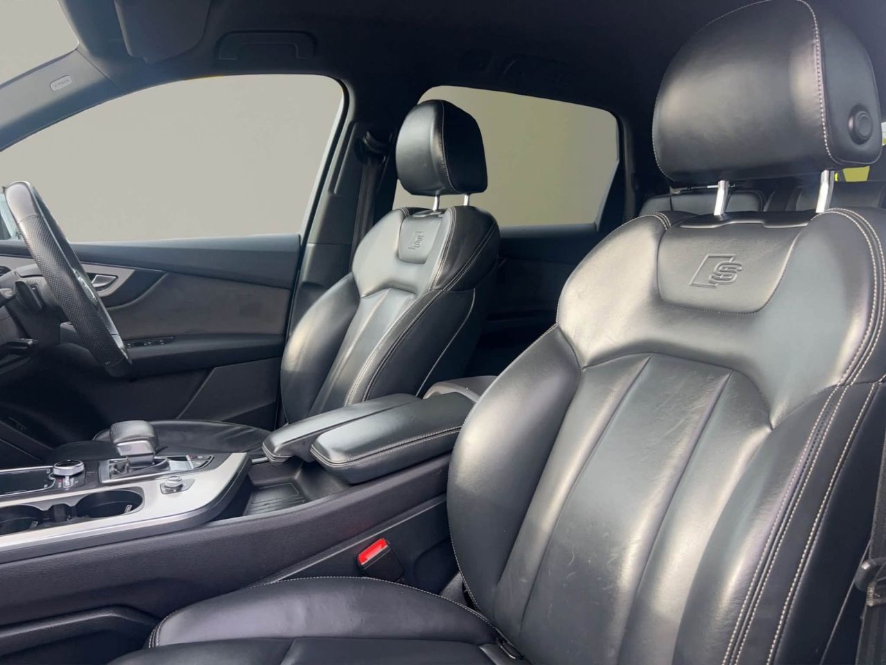 2019 AUDI Q7 S Line - vehicle photo 14 for sale on PureCar