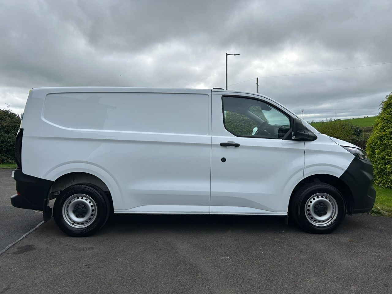 2025 FORD TRANSIT CUSTOM 2.0 280 EcoBlue Leader Panel Van 5dr Diesel Manual L1 H1 Euro 6 (s/s) (110 - vehicle photo 8 for sale on PureCar