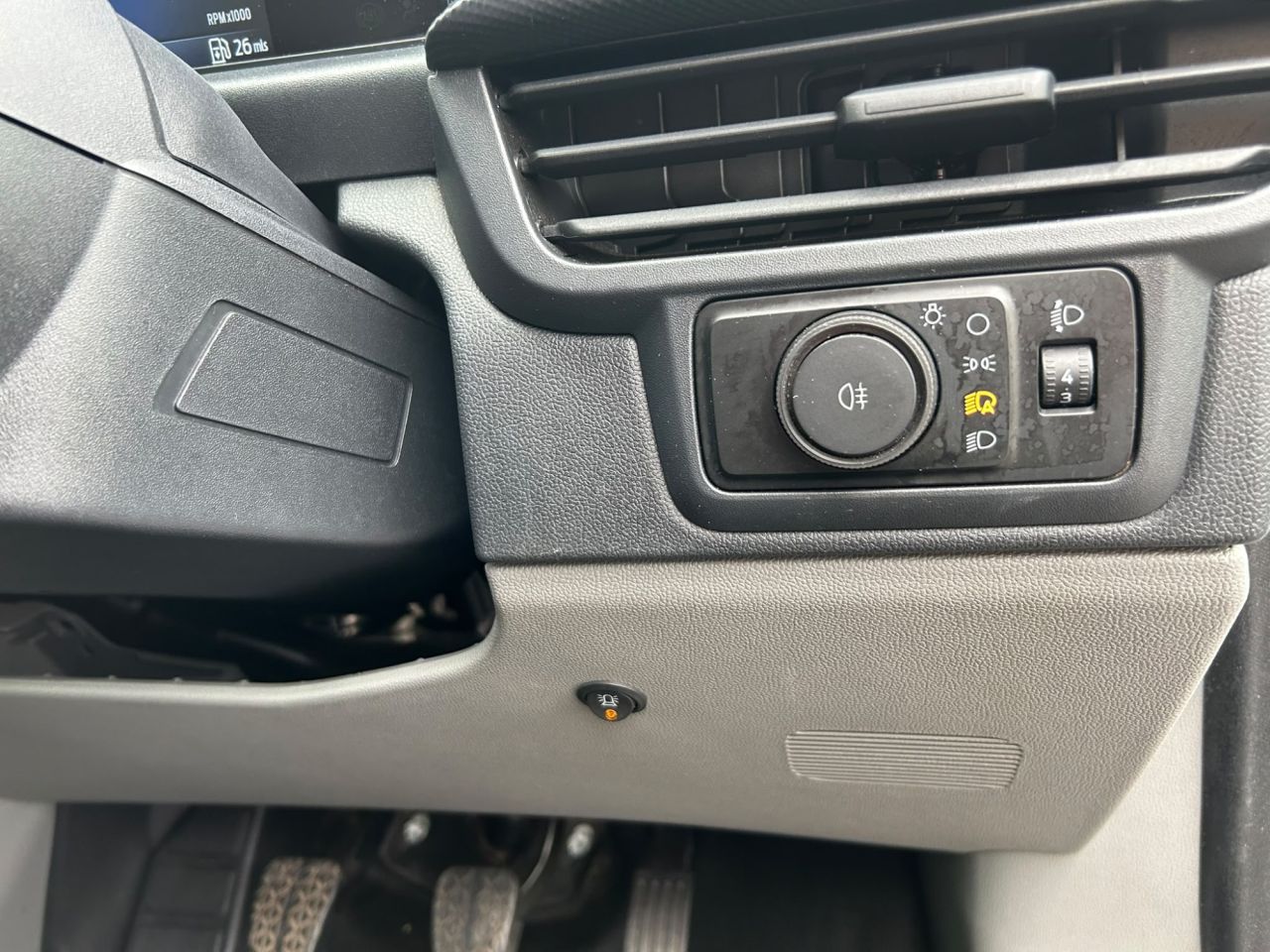 2025 FORD TRANSIT CUSTOM 2.0 280 EcoBlue Leader Panel Van 5dr Diesel Manual L1 H1 Euro 6 (s/s) (110 - vehicle photo 13 for sale on PureCar
