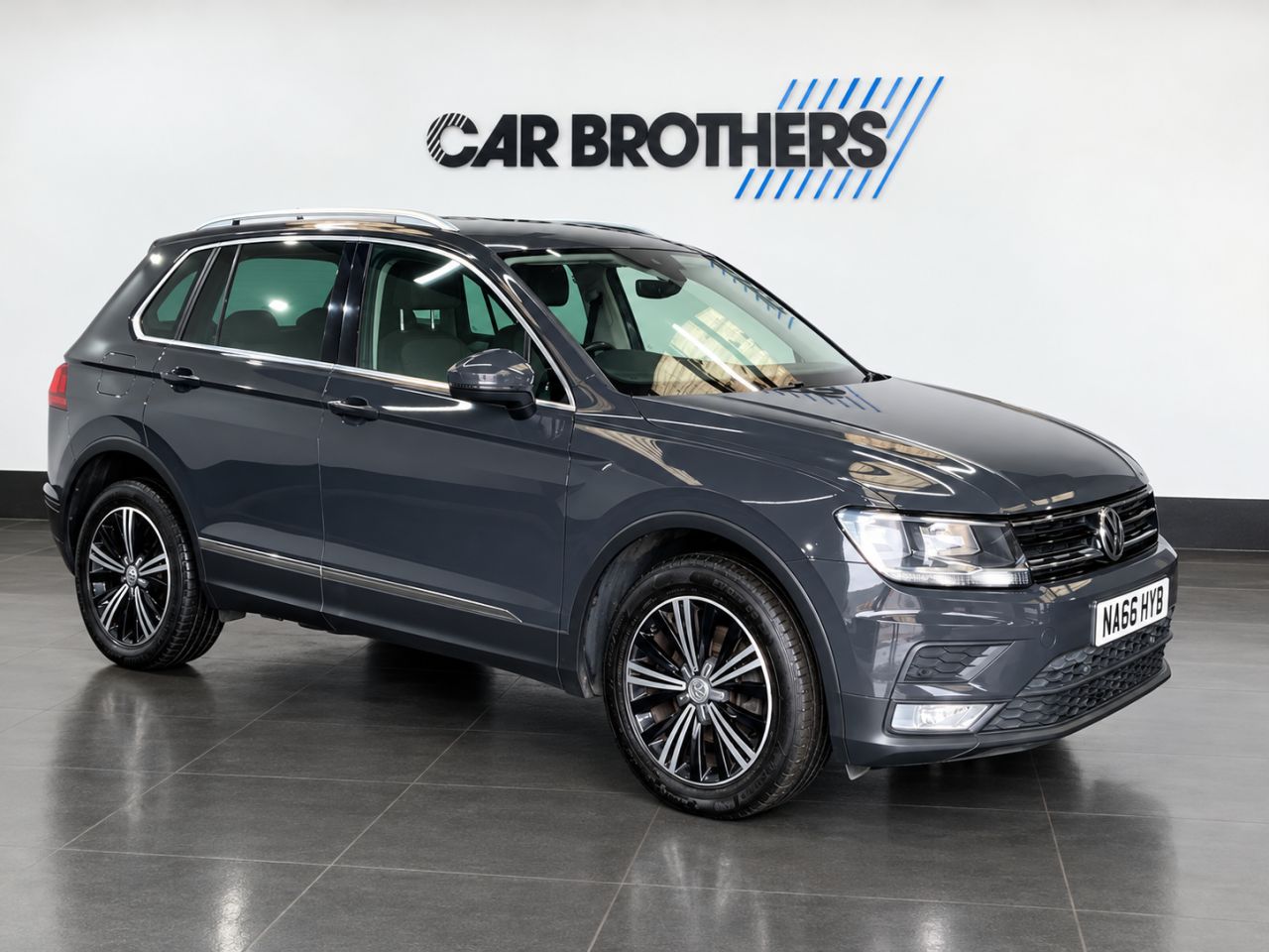 2017 VOLKSWAGEN TIGUAN