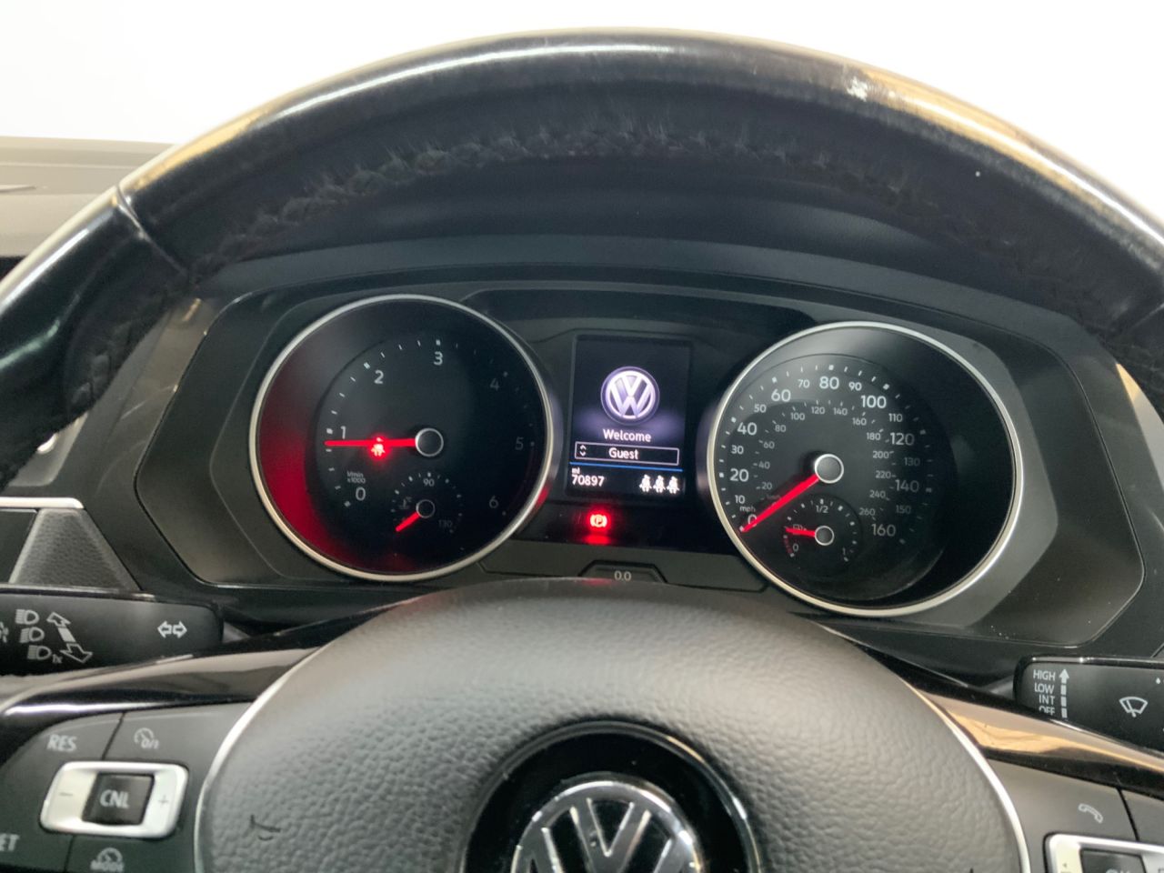 2017 VOLKSWAGEN TIGUAN 2.0 TDI BlueMotion Tech SE Navigation SUV 5dr Diesel Manual 4Motion Euro 6 - vehicle photo 16 for sale on PureCar
