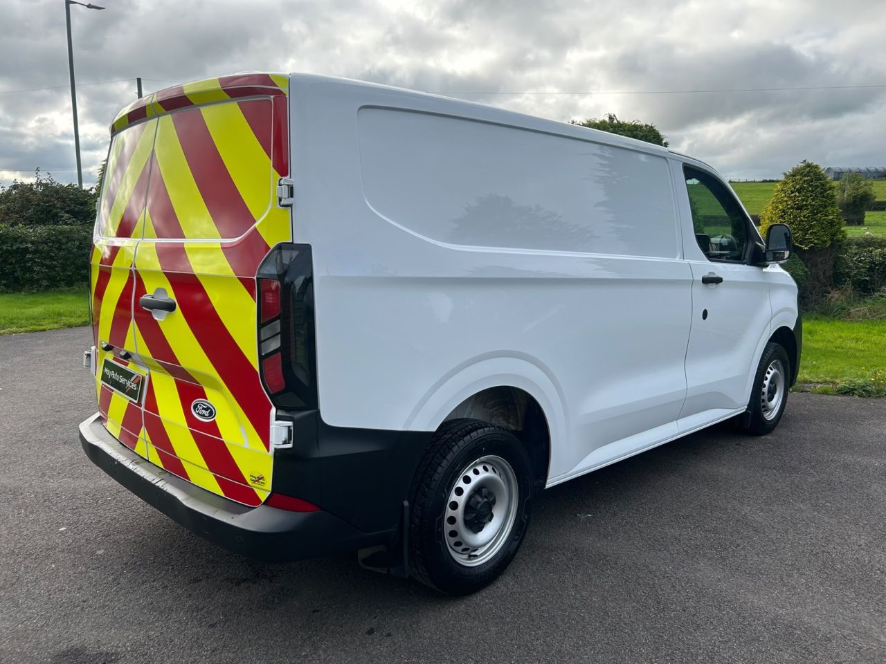 2025 FORD TRANSIT CUSTOM 2.0 280 EcoBlue Leader Panel Van 5dr Diesel Manual L1 H1 Euro 6 (s/s) (110 - vehicle photo 7 for sale on PureCar