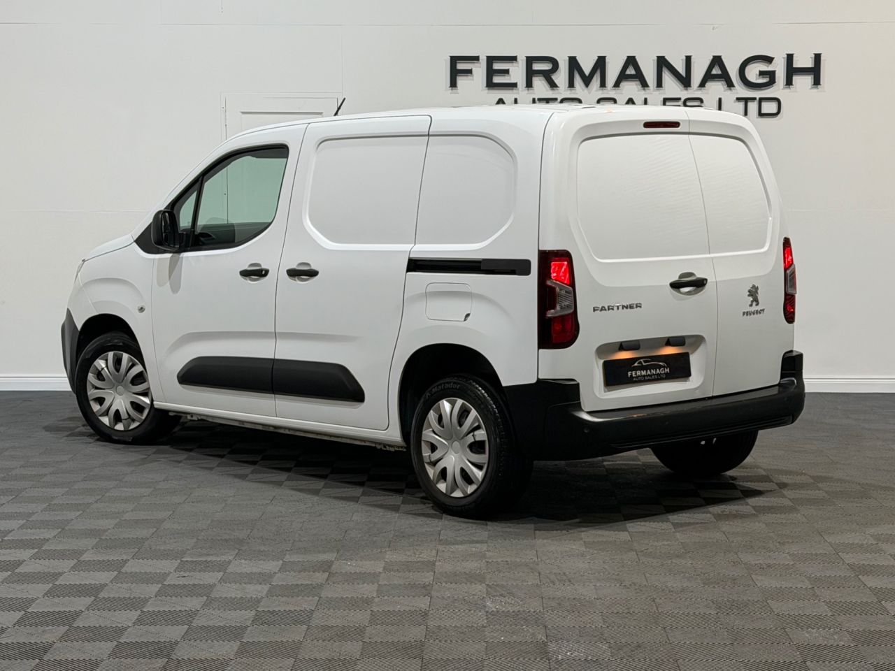 2020 PEUGEOT PARTNER 1.5 BlueHDi 1000 Professional Standard Panel Van 5dr Diesel Manual SWB Euro - vehicle photo 3 for sale on PureCar