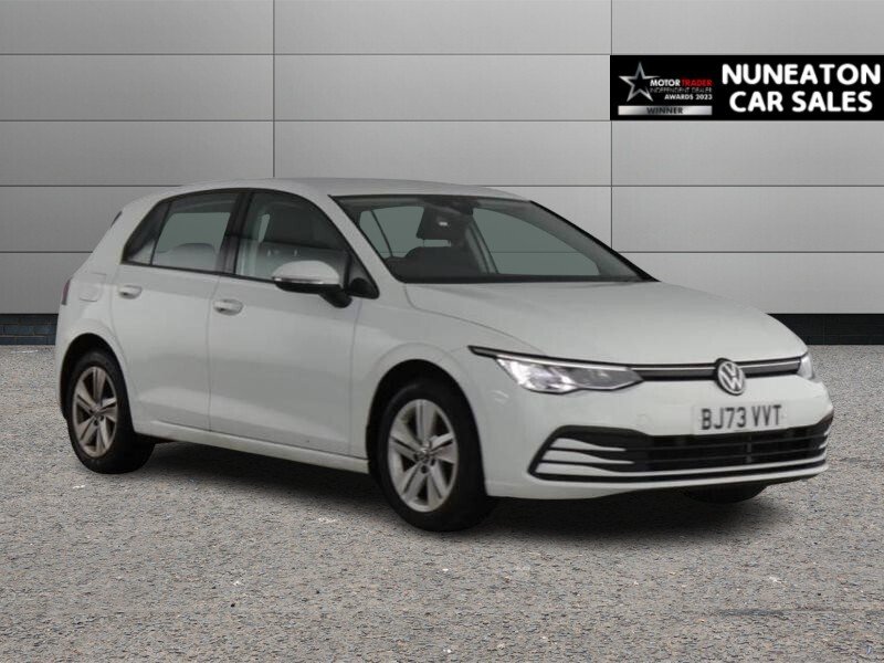 2023 Volkswagen Golf — image 1