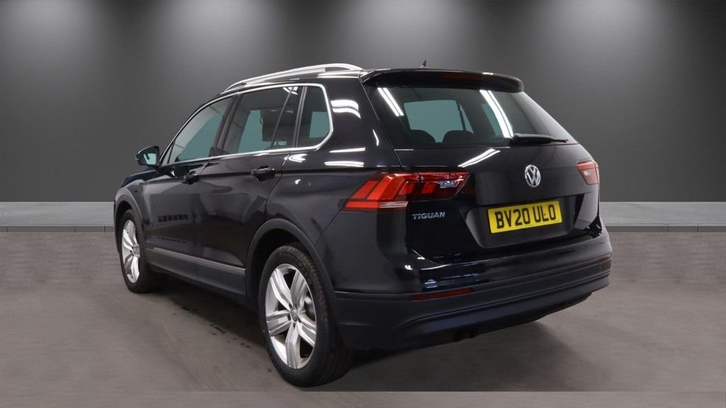 2020 Volkswagen Tiguan — image 3