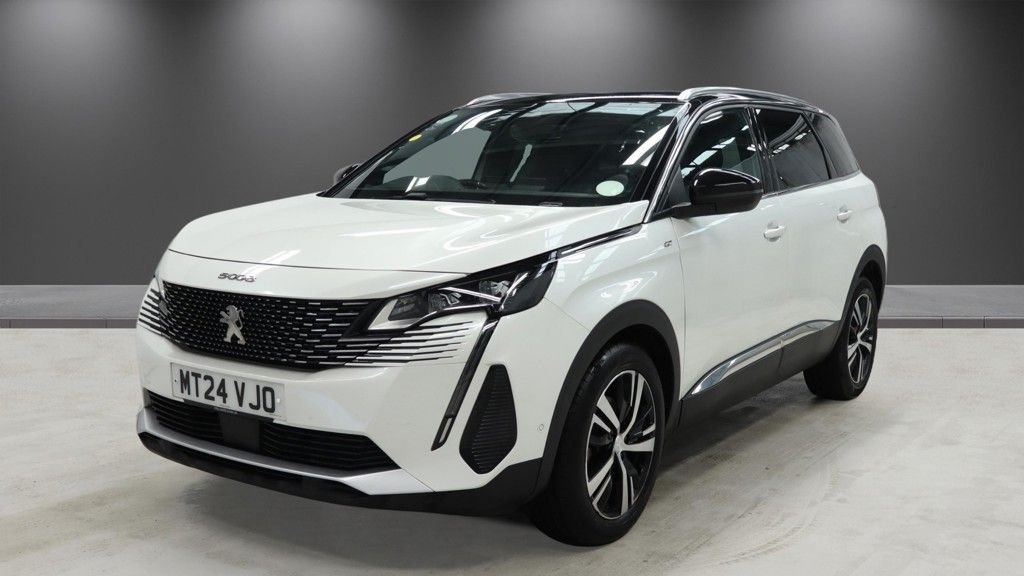2024 Peugeot 5008 — image 2