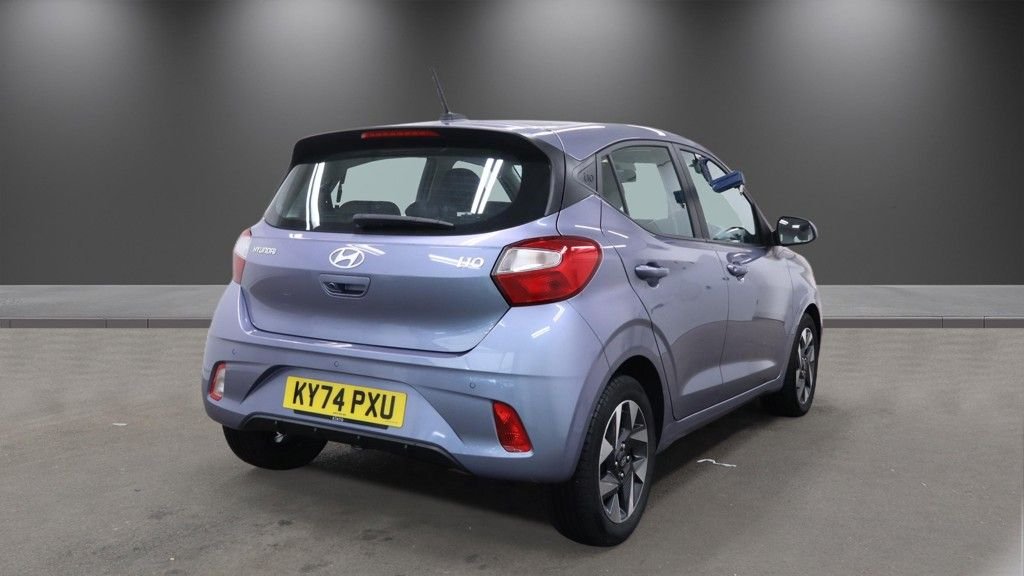 2024 Hyundai i10 — image 4